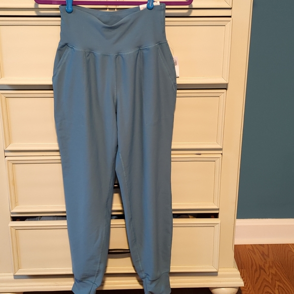 Old Navy High-Waisted PowerSoft 7/8-Length Joggers Tennessee Blue S NWT - Picture 4 of 6